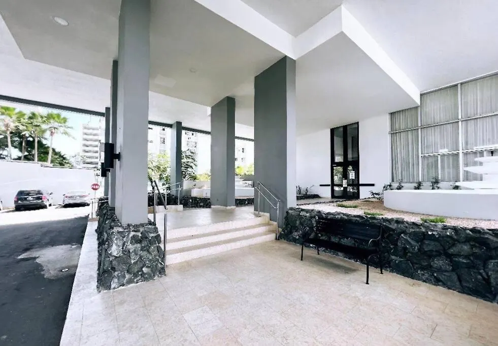 Apartment Seaside Serenity San Juan